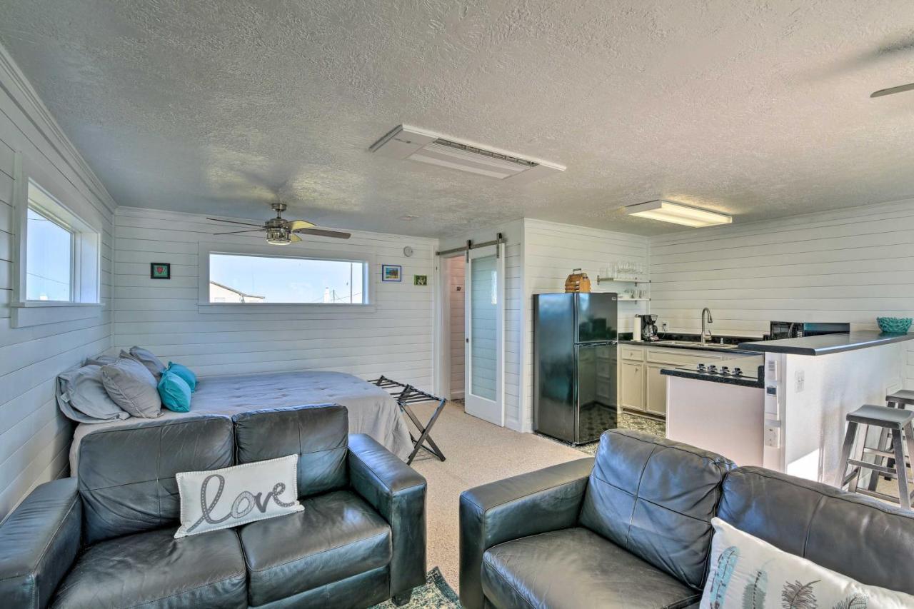 Open-Concept Cottage Less Than 1 Mi To Beach! サーフサイド・ビーチ エクステリア 写真
