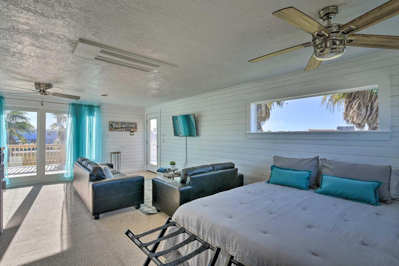 Open-Concept Cottage Less Than 1 Mi To Beach! サーフサイド・ビーチ エクステリア 写真